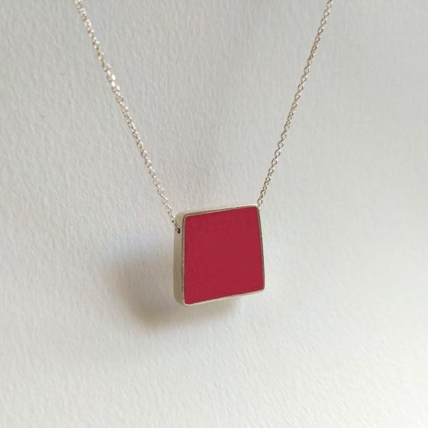 pendentif-trapze-_beton_rouge-1